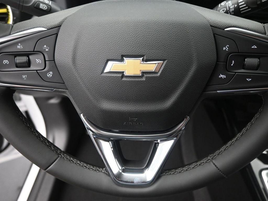new 2025 Chevrolet Trax car, priced at $25,485
