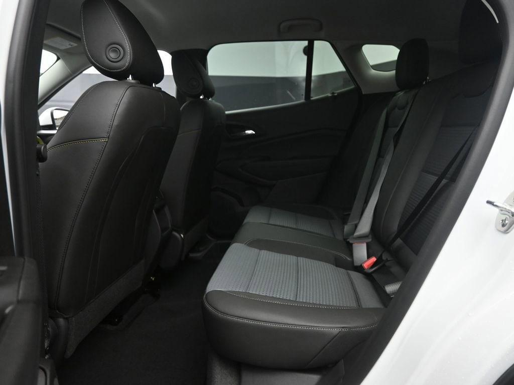 new 2025 Chevrolet Trax car, priced at $25,485