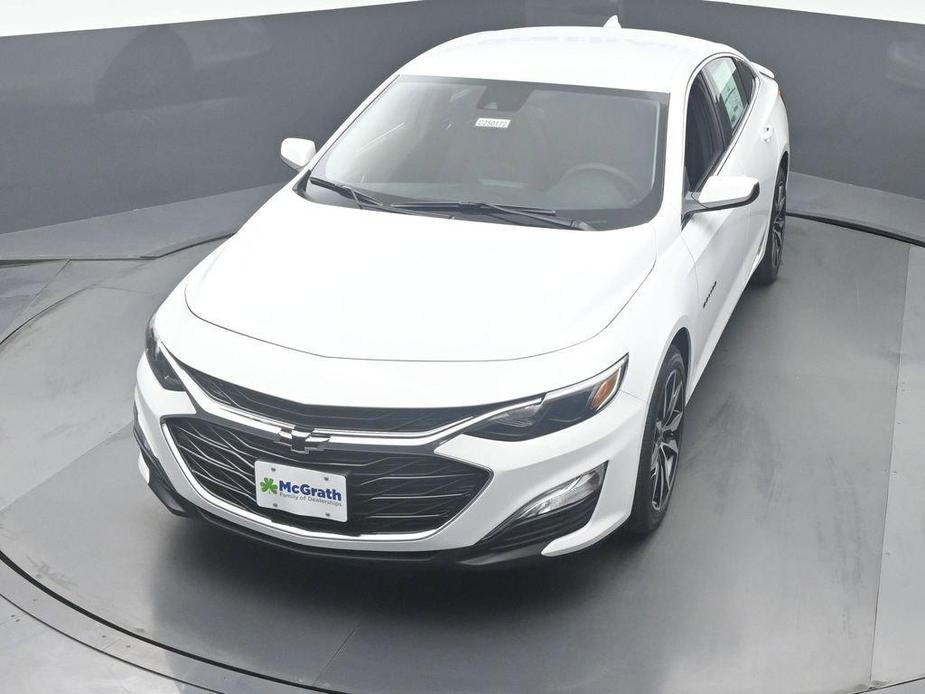 new 2025 Chevrolet Malibu car, priced at $27,432