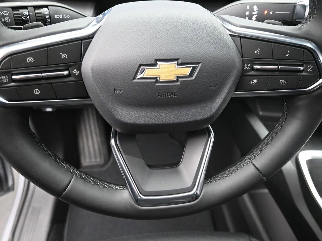 new 2026 Chevrolet Equinox car, priced at $29,045