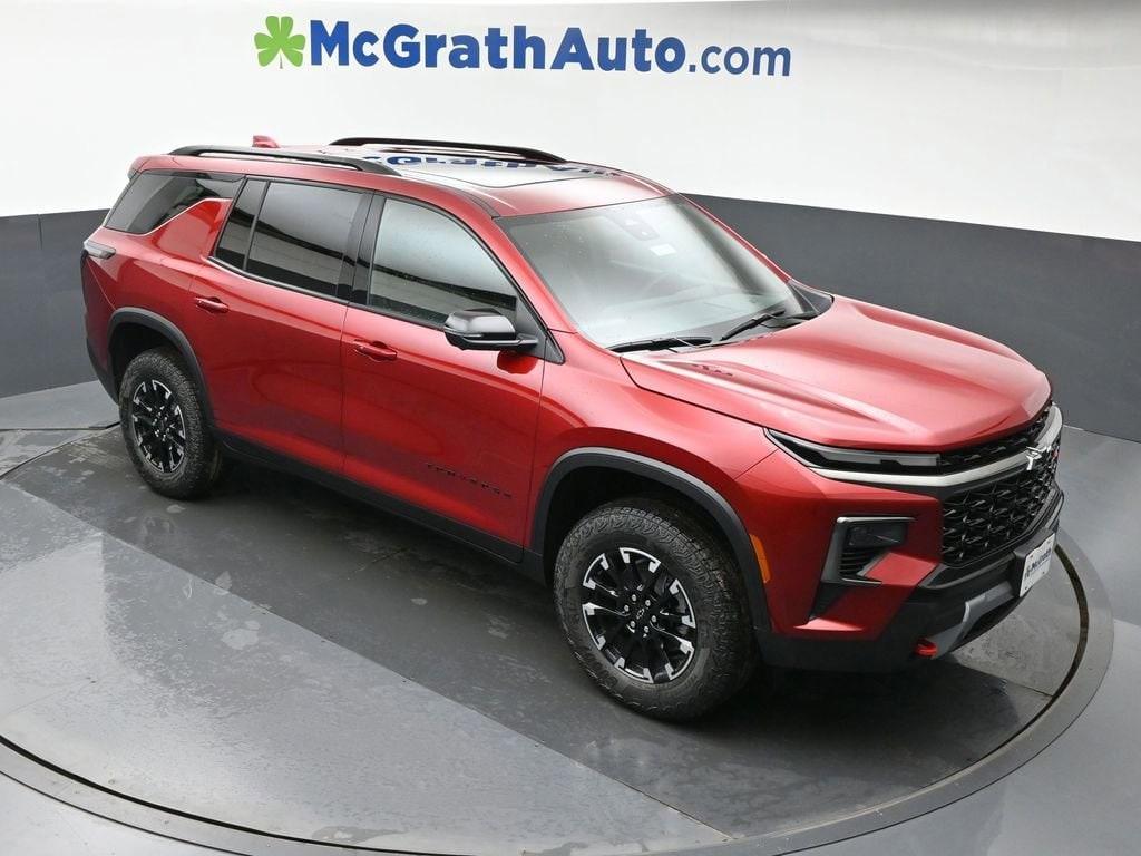 new 2026 Chevrolet Traverse car, priced at $54,015