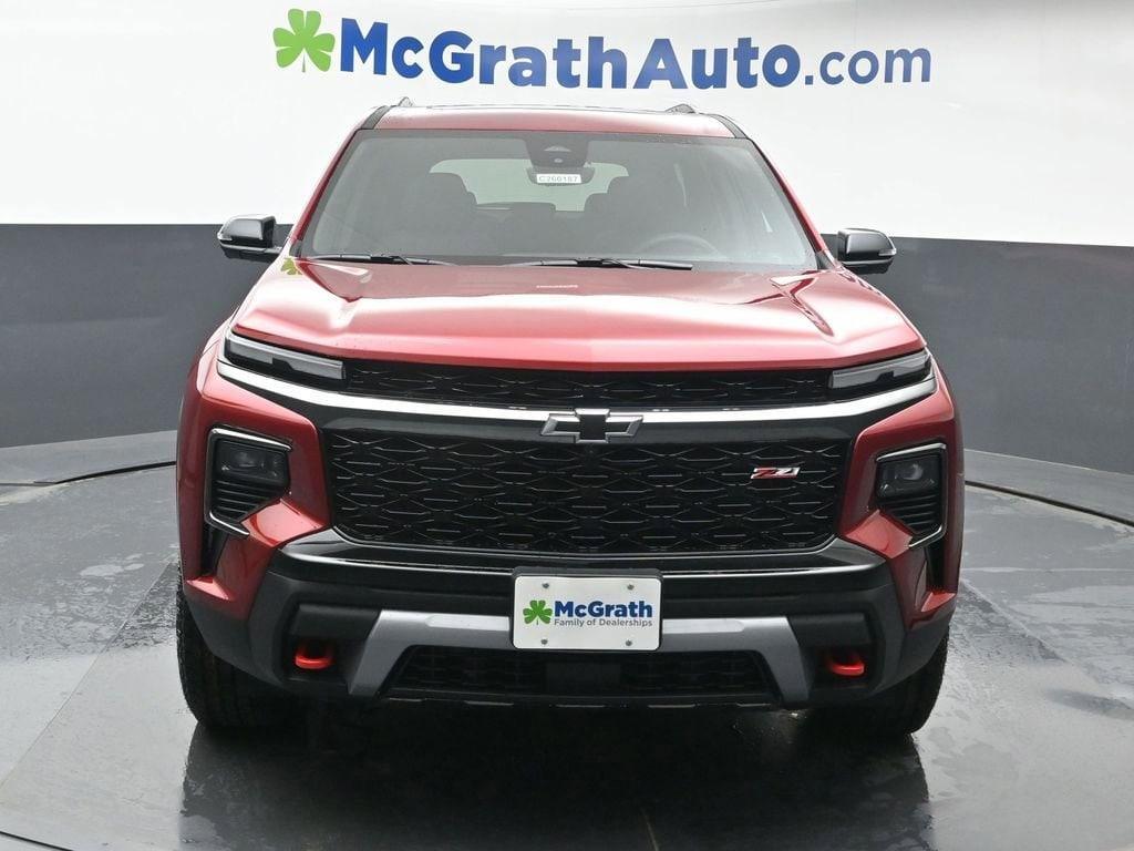 new 2026 Chevrolet Traverse car, priced at $54,015