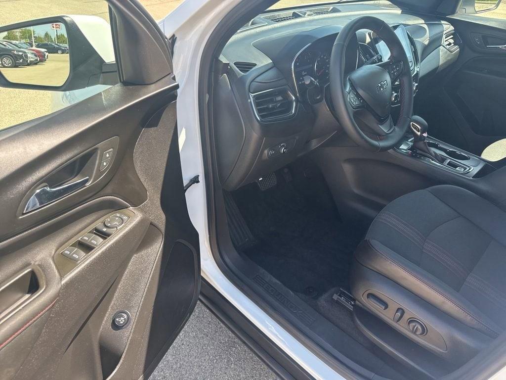 used 2024 Chevrolet Equinox car, priced at $26,988