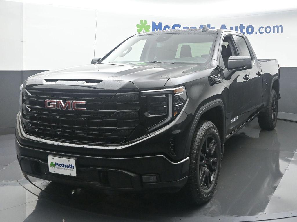 new 2025 GMC Sierra 1500 car, priced at $52,820