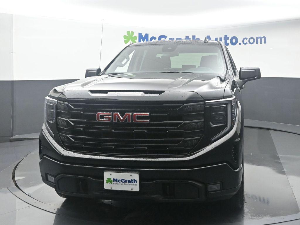 new 2025 GMC Sierra 1500 car, priced at $52,820