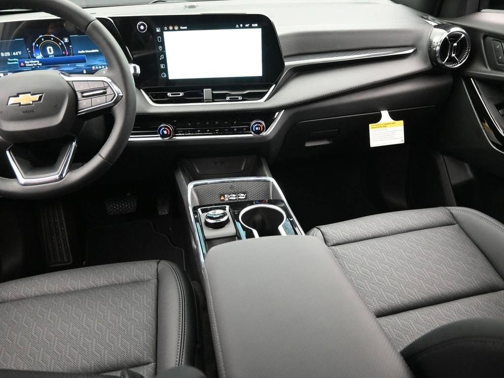 new 2026 Chevrolet Equinox car, priced at $34,314