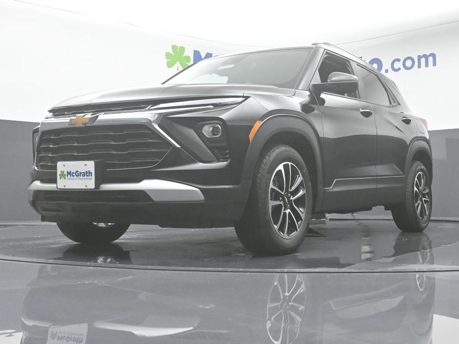 new 2025 Chevrolet TrailBlazer car, priced at $27,383