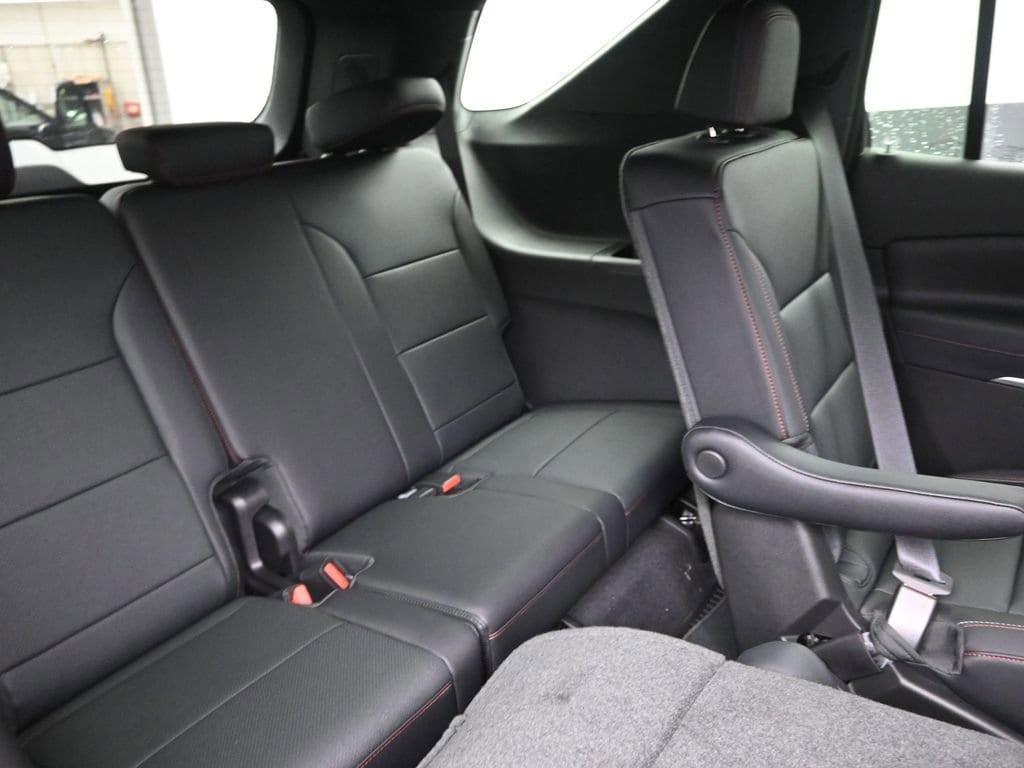 new 2025 Chevrolet Traverse car, priced at $54,950