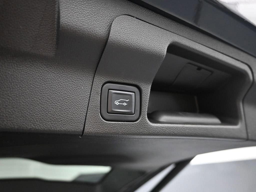 used 2023 GMC Acadia car, priced at $37,990