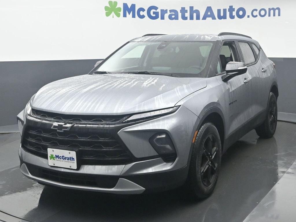 new 2025 Chevrolet Blazer car, priced at $42,628