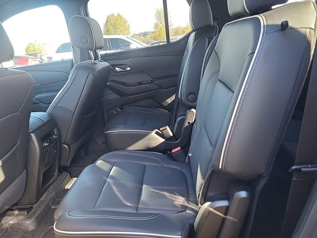 used 2023 Chevrolet Traverse car, priced at $43,354