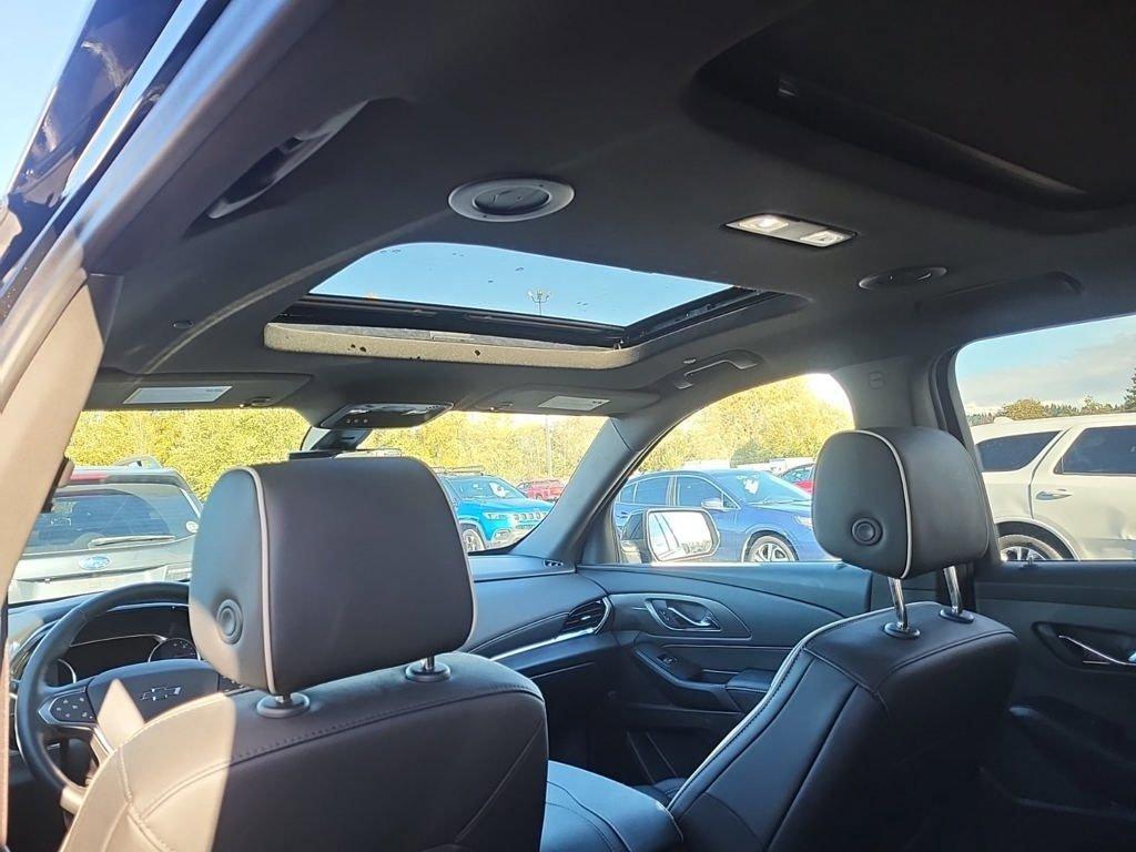 used 2023 Chevrolet Traverse car, priced at $43,354