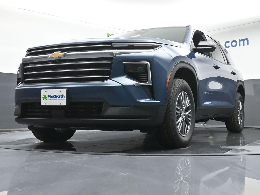 new 2025 Chevrolet Traverse car, priced at $44,995