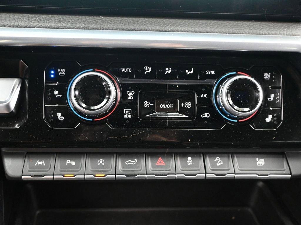 used 2022 GMC Sierra 1500 car, priced at $45,998