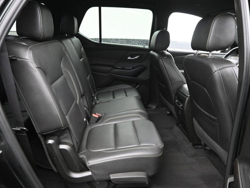 used 2023 Chevrolet Traverse car, priced at $30,359
