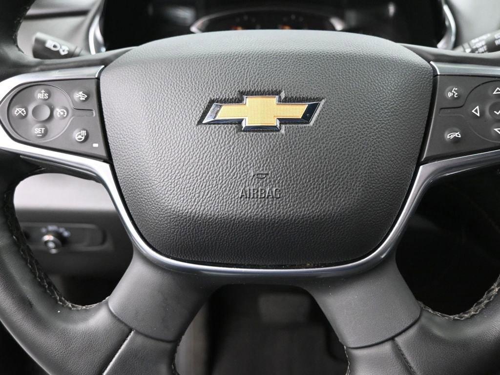 used 2023 Chevrolet Traverse car, priced at $30,359