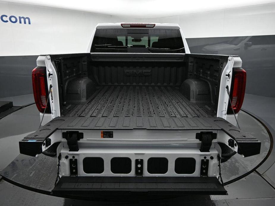 new 2025 GMC Sierra 1500 car, priced at $65,450