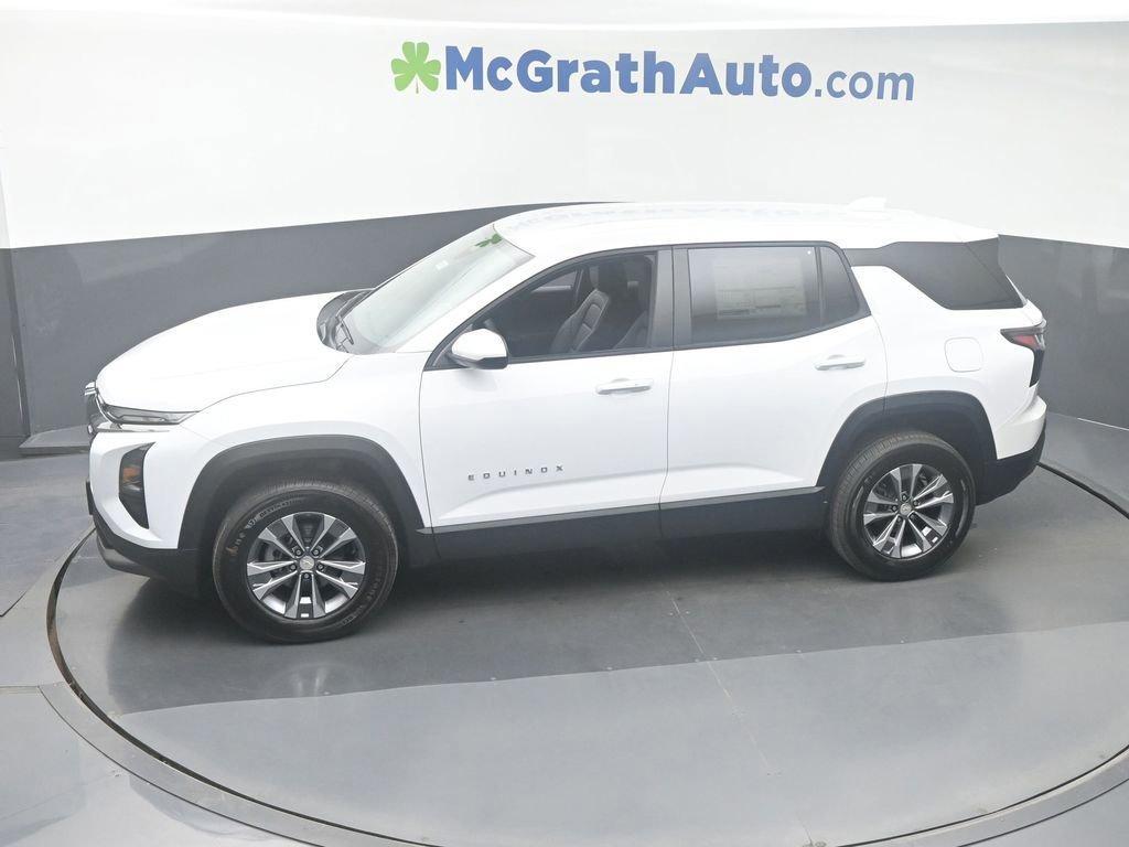 new 2026 Chevrolet Equinox car, priced at $29,045