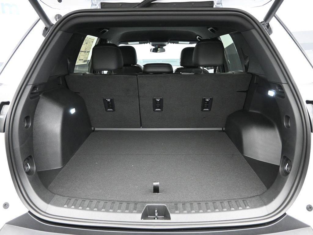 new 2026 Chevrolet Equinox car, priced at $29,045