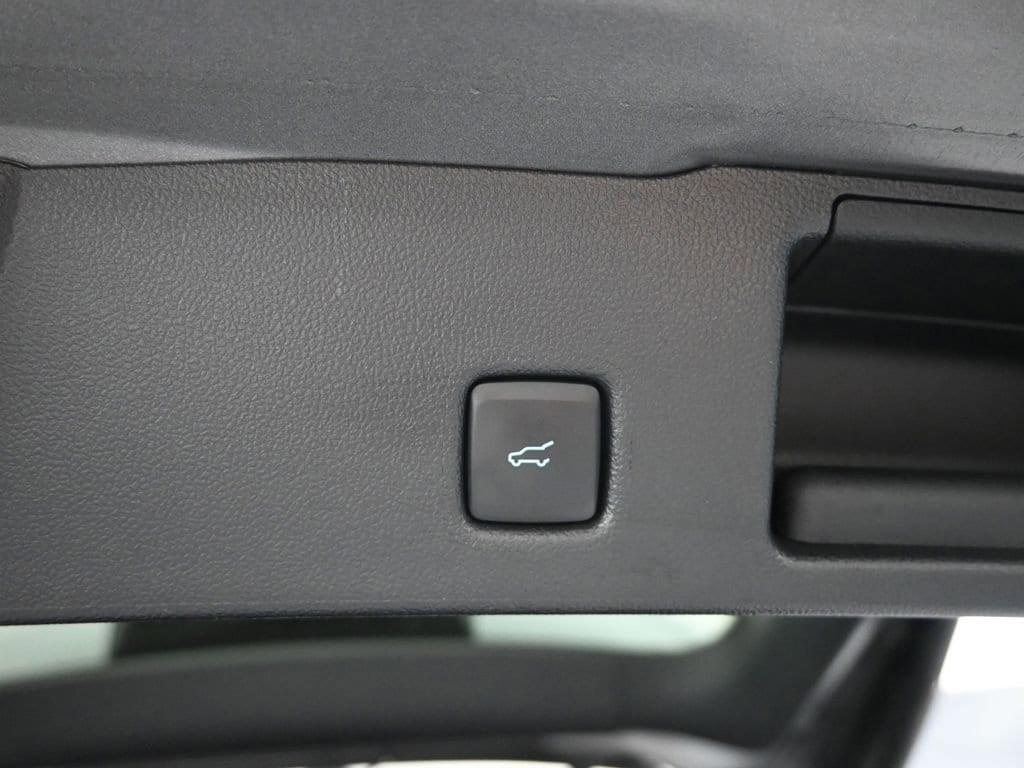 used 2022 Ford Escape car, priced at $25,900