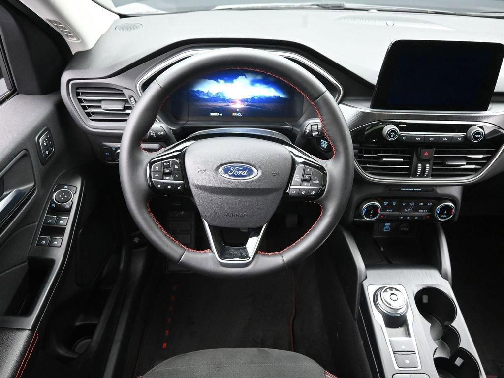 used 2022 Ford Escape car, priced at $25,900