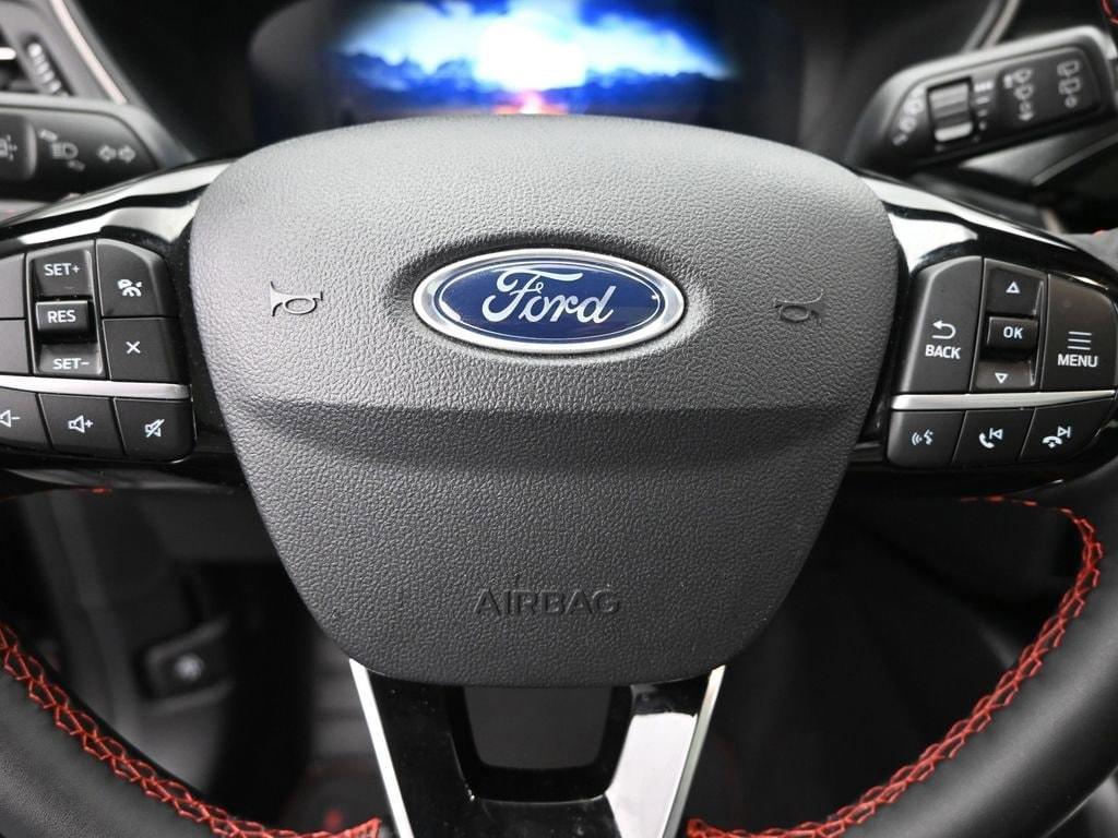 used 2022 Ford Escape car, priced at $25,900
