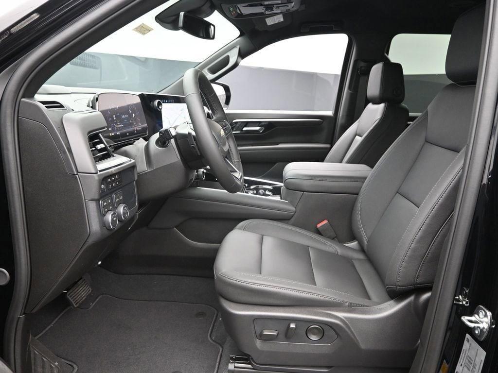 new 2026 Chevrolet Suburban car, priced at $71,680