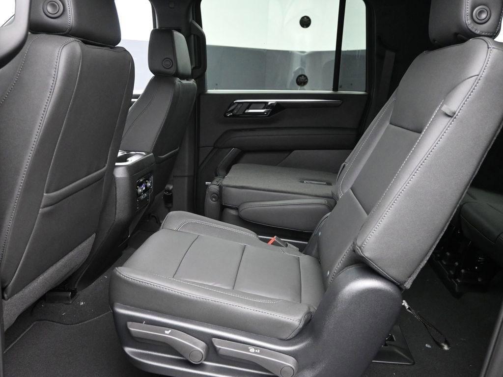 new 2026 Chevrolet Suburban car, priced at $71,680