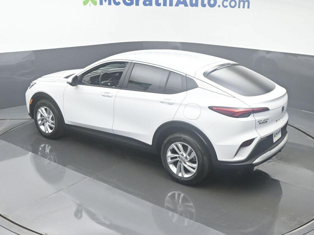 new 2025 Buick Envista car, priced at $26,785
