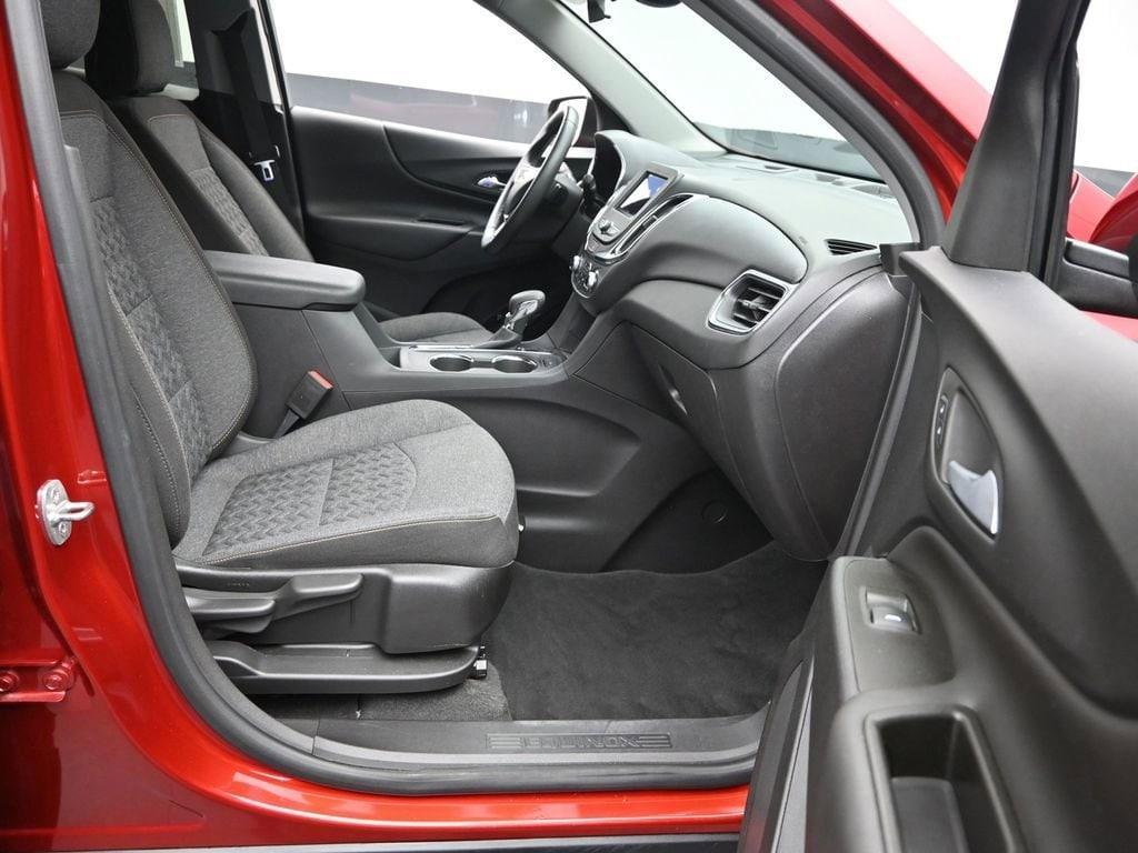 used 2022 Chevrolet Equinox car, priced at $26,998