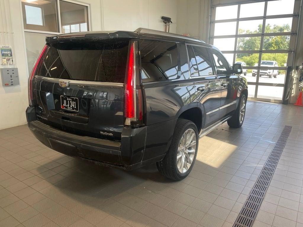 used 2020 Cadillac Escalade car, priced at $50,998