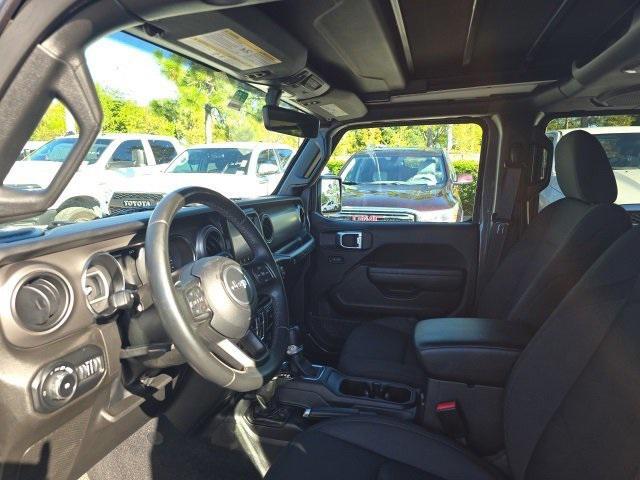 used 2021 Jeep Wrangler Unlimited car, priced at $29,390