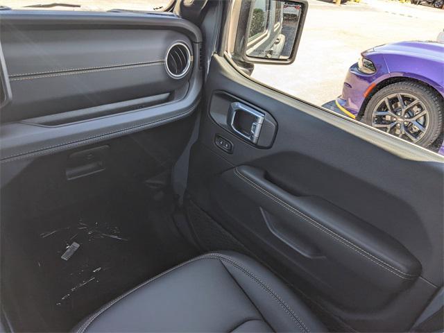 new 2025 Jeep Wrangler car, priced at $50,660