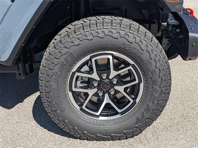 new 2025 Jeep Gladiator car, priced at $60,665