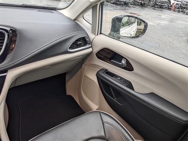 used 2023 Chrysler Pacifica car, priced at $37,168