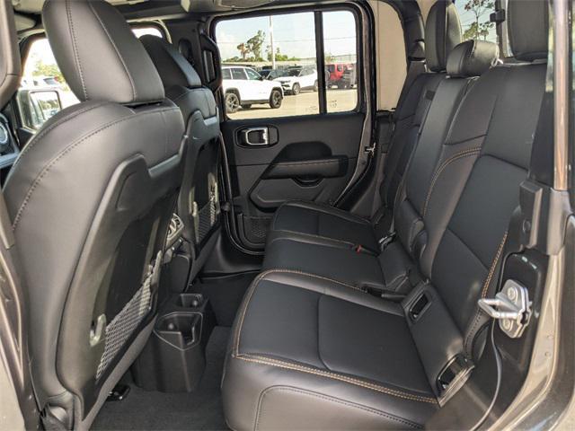 new 2025 Jeep Gladiator car, priced at $56,290