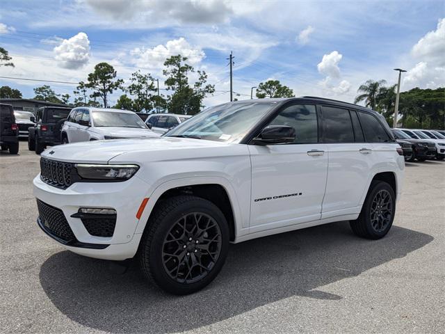 new 2025 Jeep Grand Cherokee car, priced at $66,580