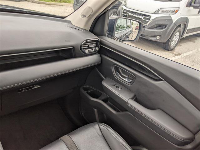 used 2023 Honda Pilot car, priced at $33,266