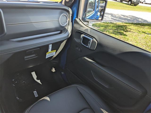 new 2025 Jeep Wrangler car, priced at $49,565