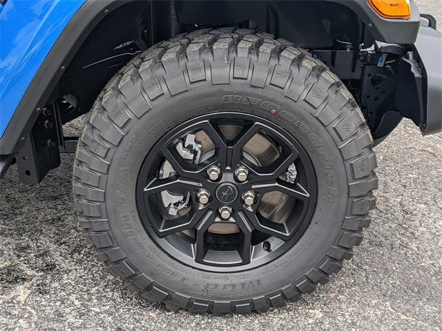 new 2025 Jeep Gladiator car, priced at $48,855