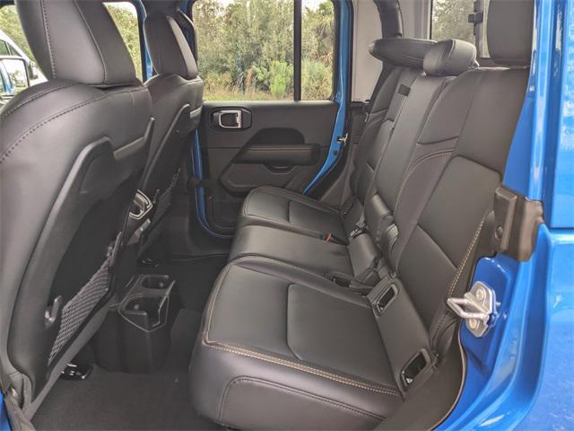 new 2025 Jeep Gladiator car, priced at $48,855