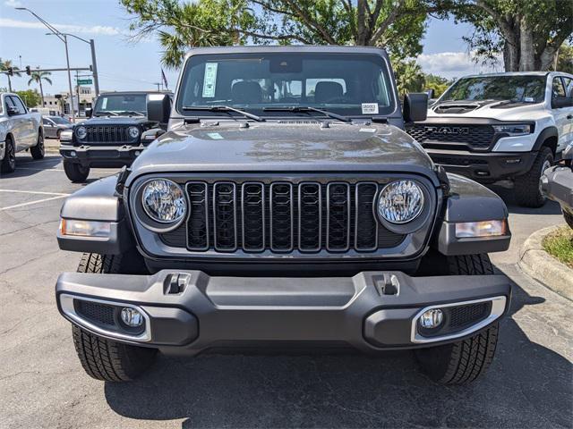 new 2025 Jeep Gladiator car, priced at $47,385