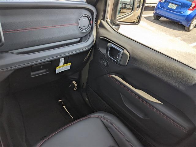 new 2025 Jeep Gladiator car, priced at $60,110