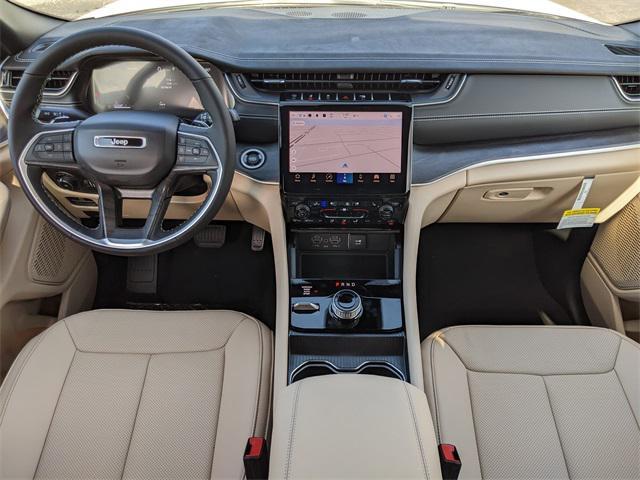 new 2025 Jeep Grand Cherokee car, priced at $45,185