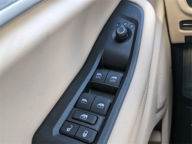 new 2025 Jeep Grand Cherokee car, priced at $45,185