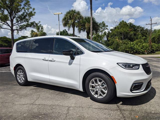 new 2026 Chrysler Pacifica car, priced at $44,385