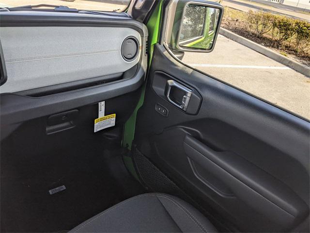 new 2025 Jeep Wrangler car, priced at $53,585
