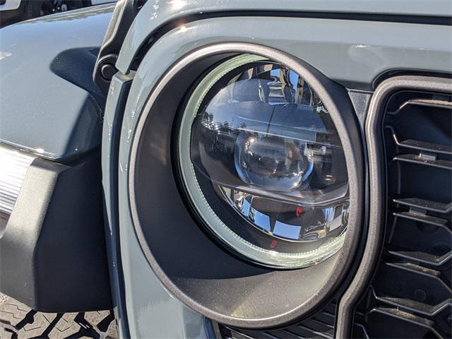 new 2025 Jeep Gladiator car, priced at $59,745