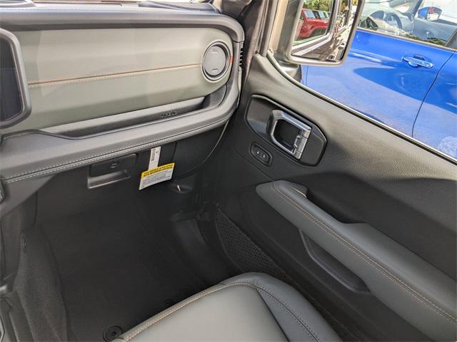 new 2025 Jeep Gladiator car, priced at $59,745