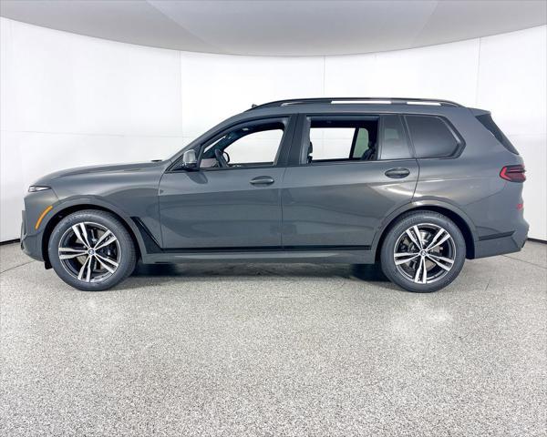 new 2025 BMW X7 car, priced at $100,935